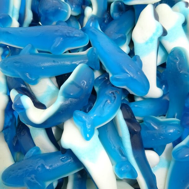 Astra Sweets Orka Snoepjes 1kg packaging, a nostalgic Belgian treat that pairs perfectly with post-game hockey snacks, offering a sweet contrast to the salty, savory atmosphere of the Bell Centre after a Canadiens win.
